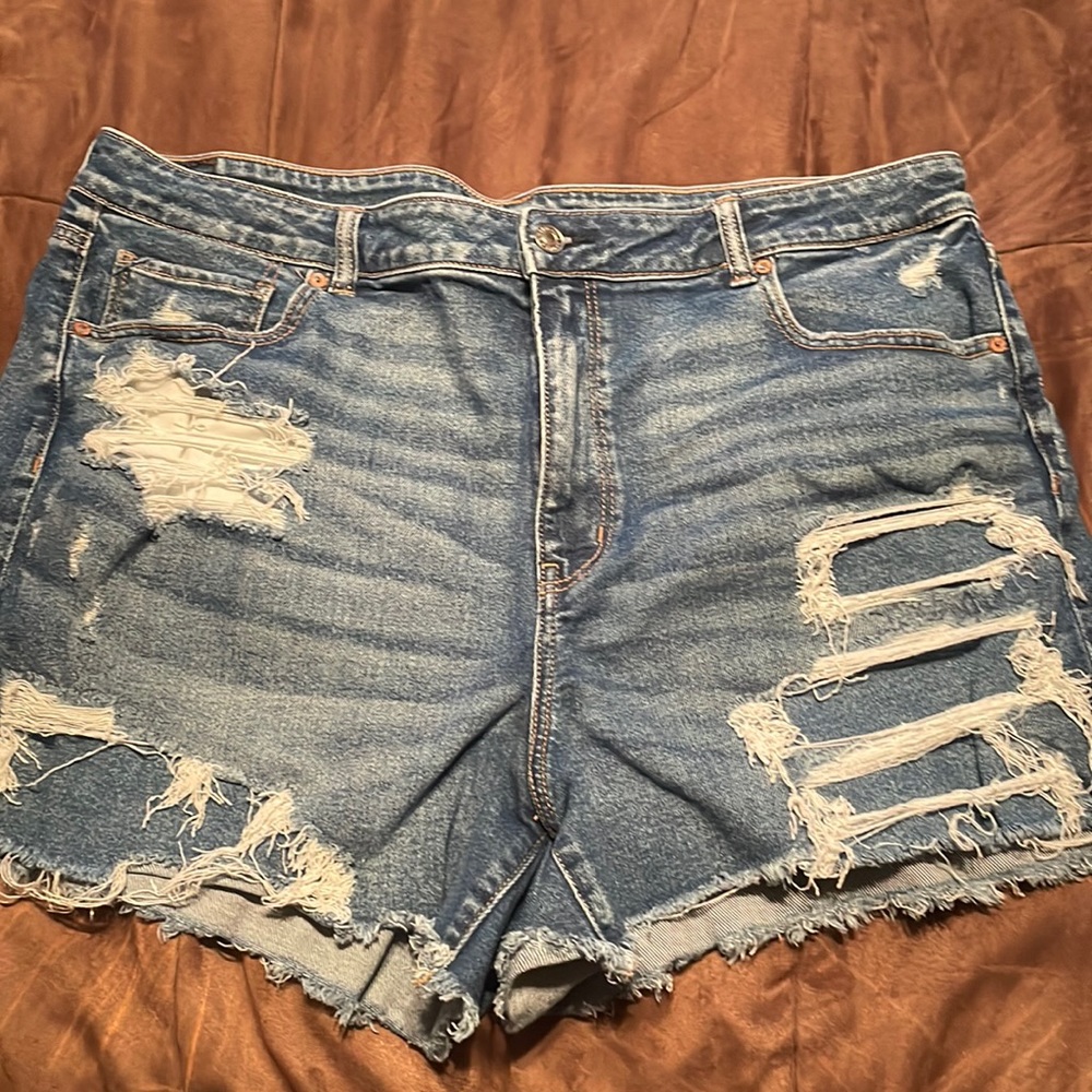 American eagle mom shorts